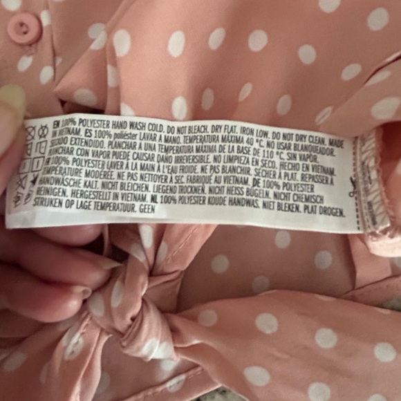 Forever 21 Polka Dot Tie Front Cropped Blouse Long Sleeves Blush Pink Size M - Picture 8 of 10